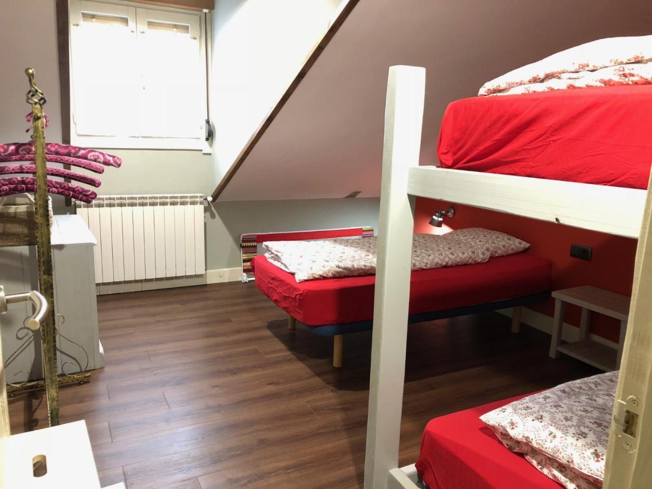 Apartamentos El Rincon De Andrea II Biescas  Kültér fotó