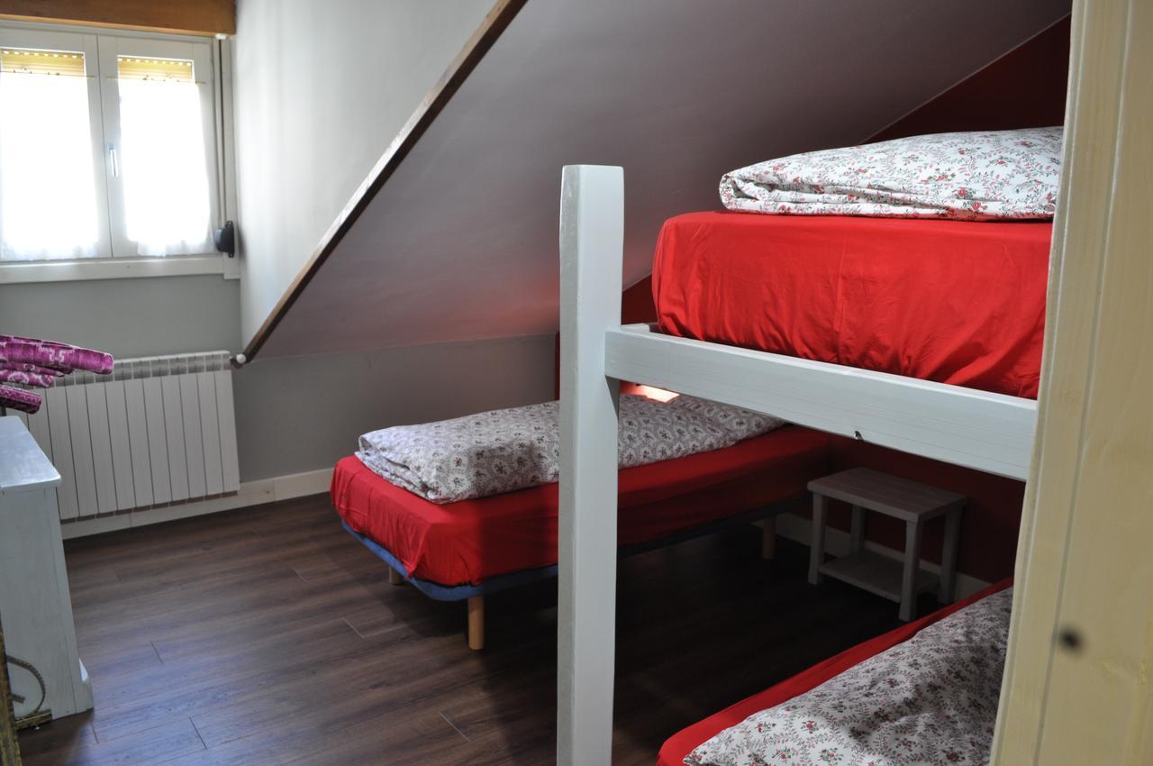 Apartamentos El Rincon De Andrea II Biescas  Kültér fotó