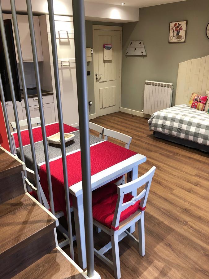 Apartamentos El Rincon De Andrea II Biescas  Kültér fotó