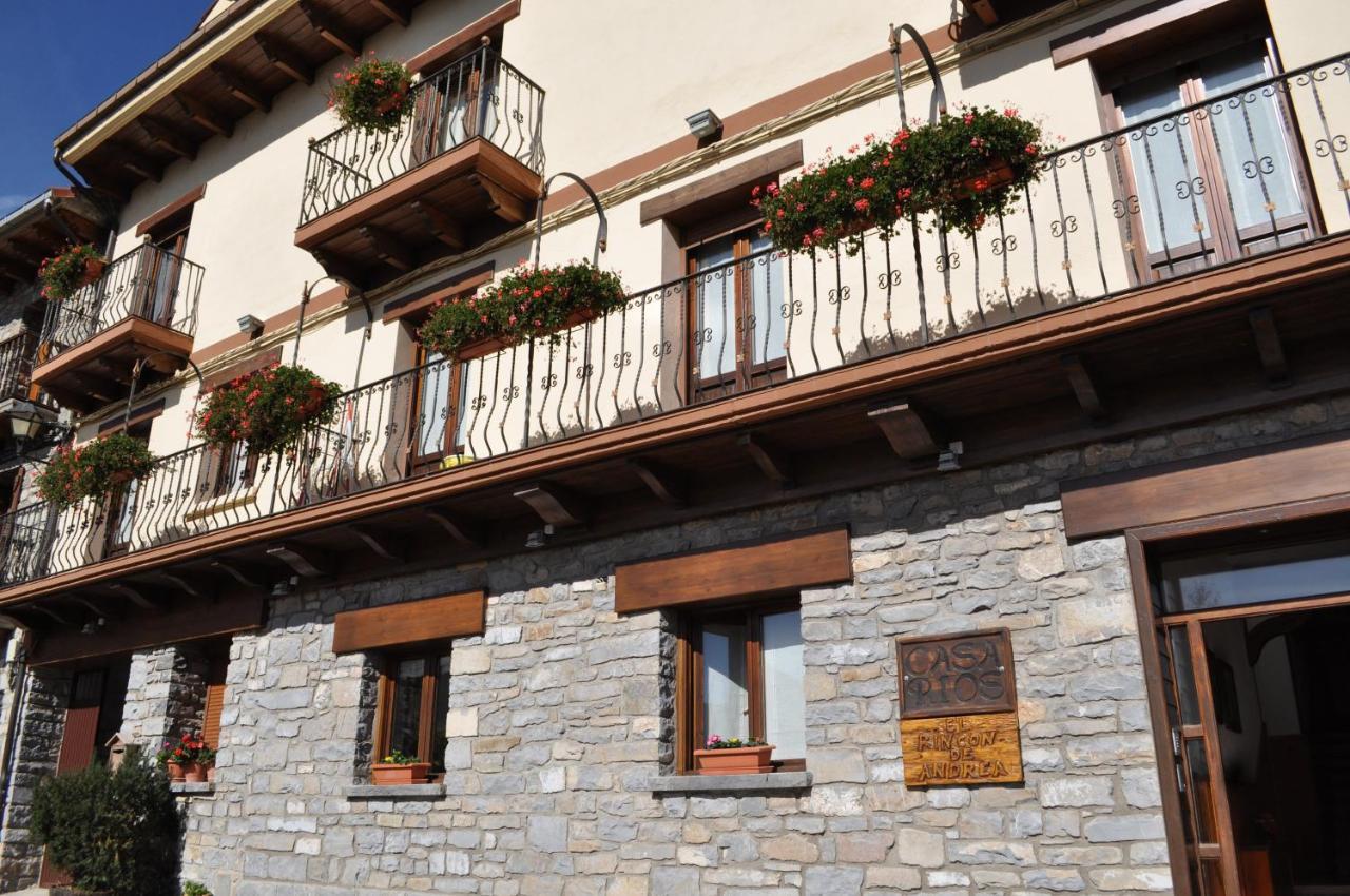 Apartamentos El Rincon De Andrea II Biescas  Kültér fotó