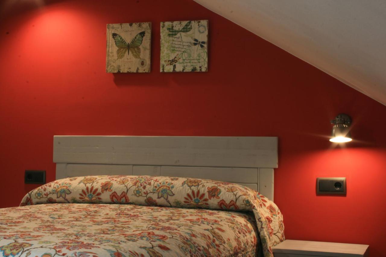 Apartamentos El Rincon De Andrea II Biescas  Kültér fotó