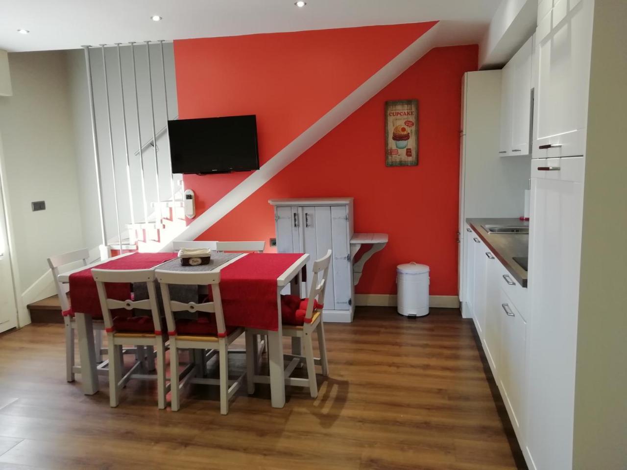 Apartamentos El Rincon De Andrea II Biescas  Kültér fotó